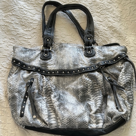 Red by MARC Ecko Slouchy Bag - Picture 1 of 11